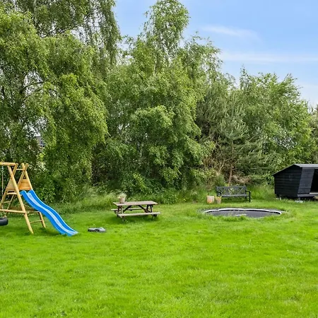 Hébergement de vacances Morten - 500m From The Sea By Interhome